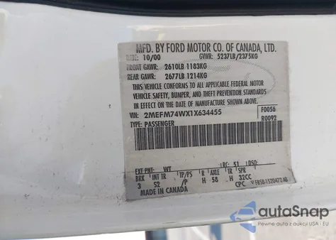 2001 Mercury Grand Marquis Gs z USA, uszkodzony, nr VIN 2MEFM74WX1X634455